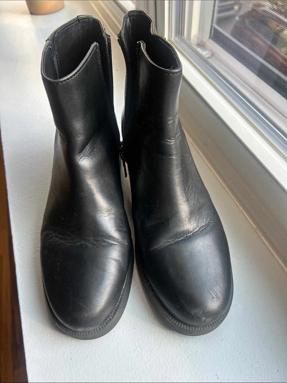 ABEO leather walking boot